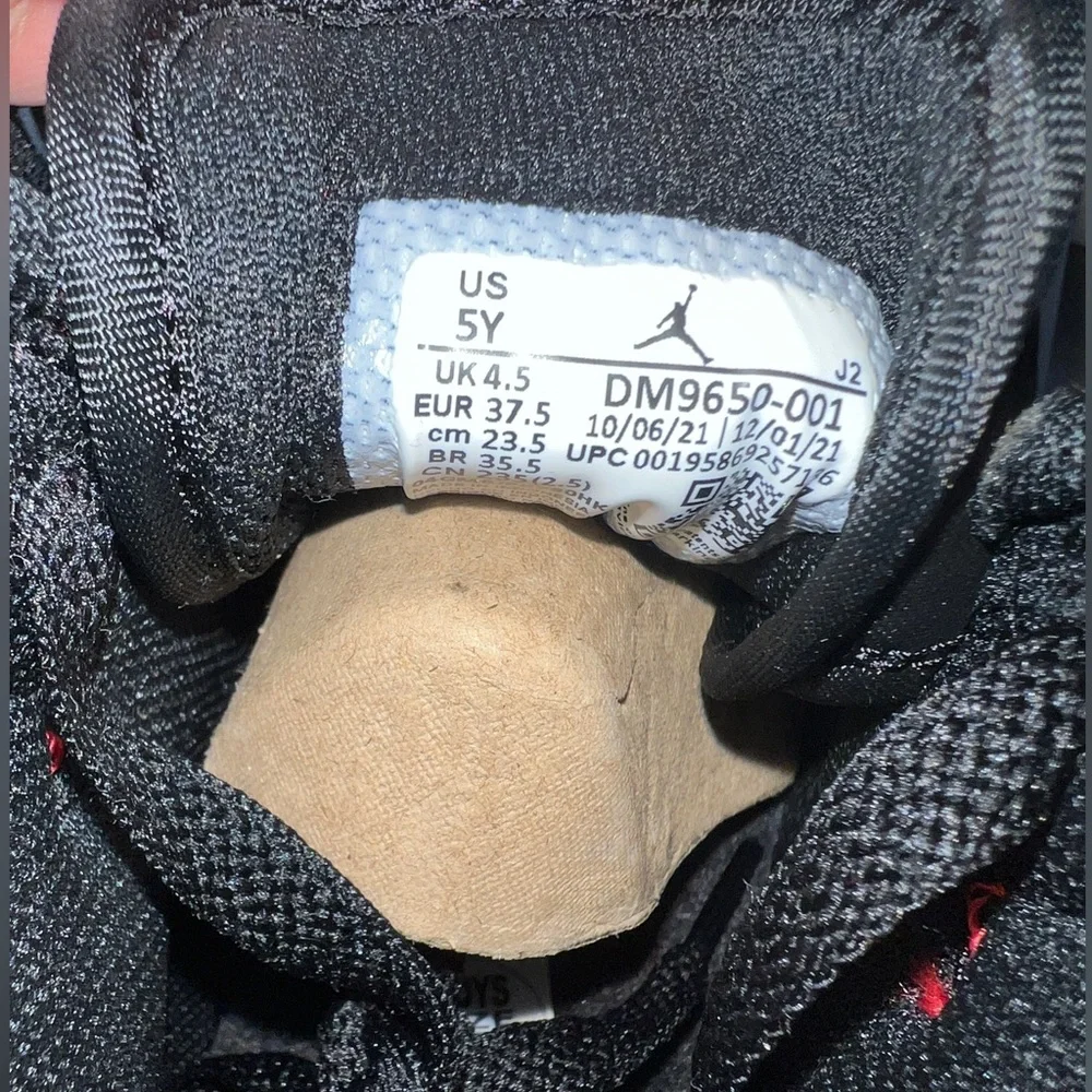 Air Jordan 1 Mid Ss Gs 'Black + Red = Bred' - Picture 8 of 8